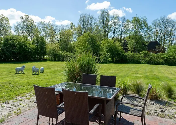 Alte Schule Unter Reet- Klassenzimmer *